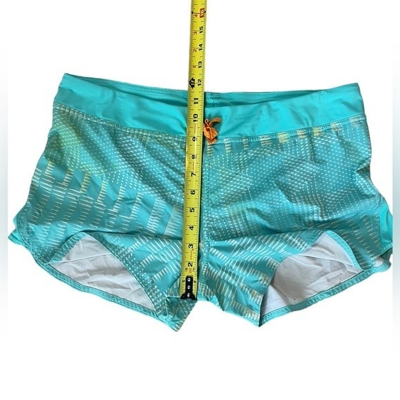 Patagonia Nine Trails Running Shorts Medium - Picture 8 of 9